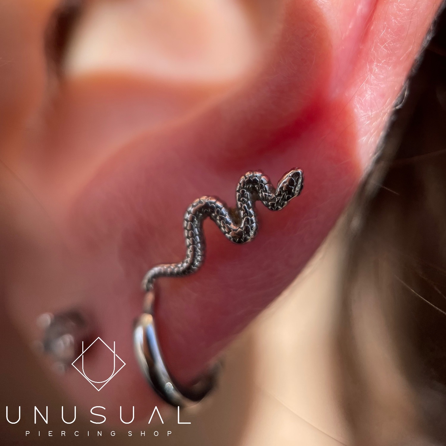 Snake Piercing – UnusualPiercingShop.com